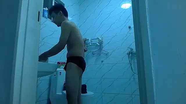 kisstoyousoon2024 online show from March 19, 10:42 pm