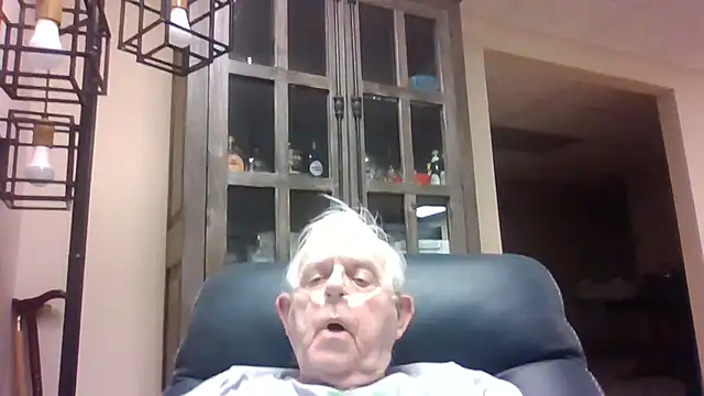 bootlegmanz online show from February 20, 7:59 pm