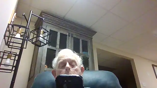 bootlegmanz online show from March 2, 6:48 pm