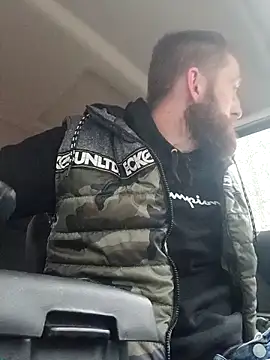 otterlover123 online show from December 29, 8:26 pm