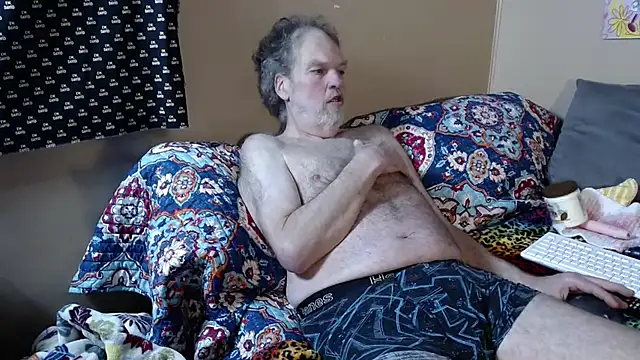 sunnydude255 online show from March 22, 9:21 pm