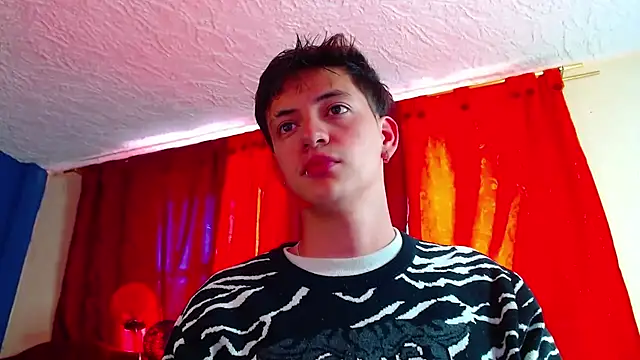 GabyThoms online show from December 31, 2:58 pm