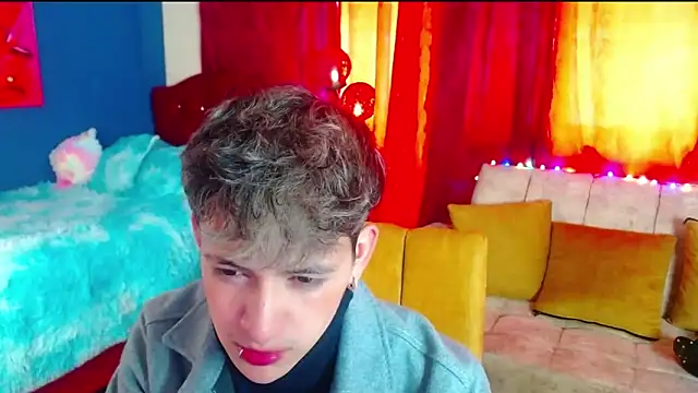 GabyThoms online show from January 28, 8:36 pm