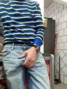 PublicNoFace online show from January 16, 3:46 pm