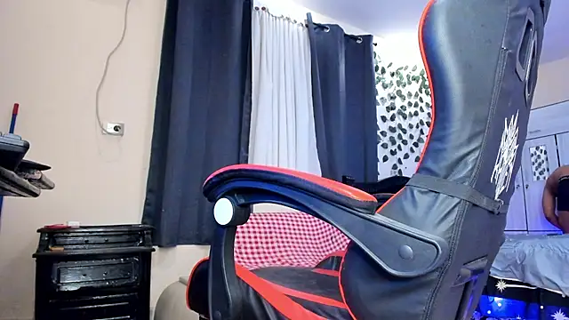 johan beley  online show from July 9, 1:54 am