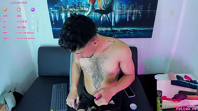 Piggy Eddy online show from October 13, 5:02 am