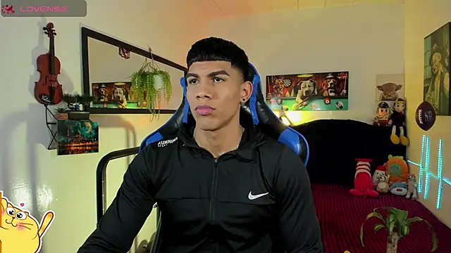 Damian latinxxx online show from April 18, 3:08 am