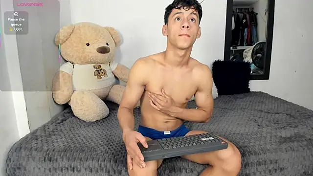 LittleParker online show from November 15, 2:30 pm