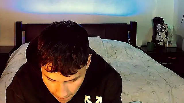 pipeynick online show from December 21, 11:56 pm