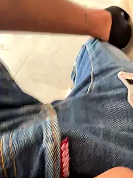 Lukas strong online show from December 2, 4:54 pm