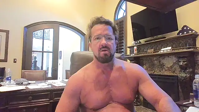 Snapshot of sluttydylan chatting on October 20, 5:28 pm sluttydylan online show from October 20, 5:28 pm