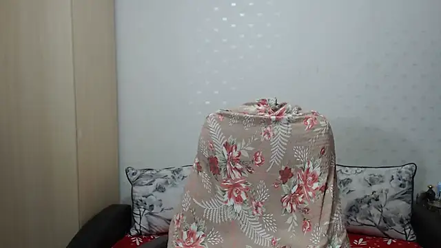Snapshot of PrinceEagle chatting on October 19, 7:39 pm PrinceEagle online show from October 19, 7:39 pm