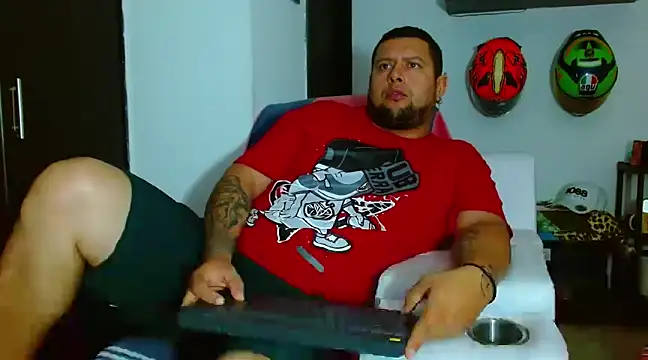 Michaell Myerss  online show from February 27, 2:21 pm