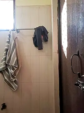 therawmaster online show from March 5, 3:19 am