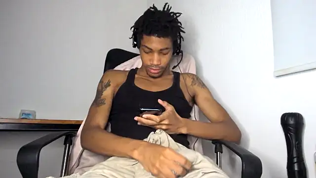 Skinnyblackman online show from June 5, 3:11 am