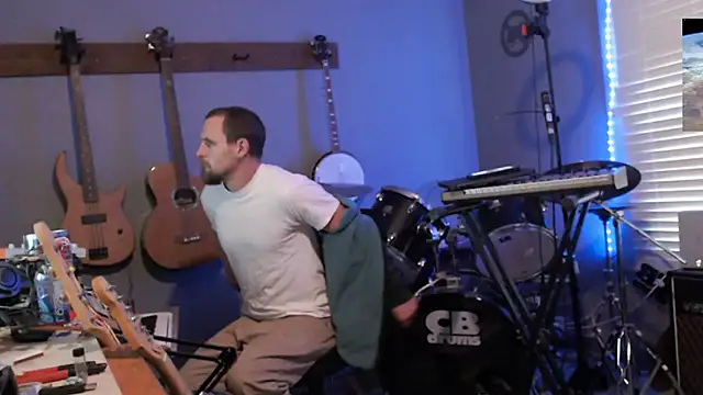 itsjameswebbscope online show from March 5, 6:37 pm