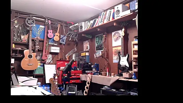 itsjameswebbscope online show from March 5, 5:18 pm