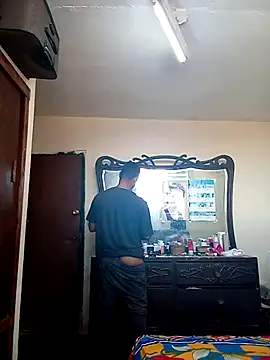 Snapshot of adriel_perez chatting on October 21, 2:09 pm adriel perez online show from October 21, 2:09 pm