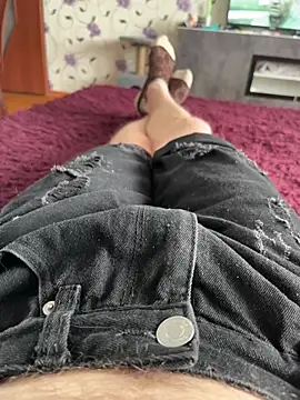 red red00 online show from February 27, 10:05 am