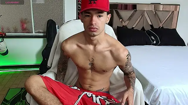 Damon  333 online show from October 30, 4:41 pm