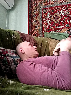 Pineapple04 online show from January 19, 9:11 am