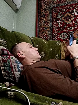 Pineapple04 online show from December 20, 8:27 pm