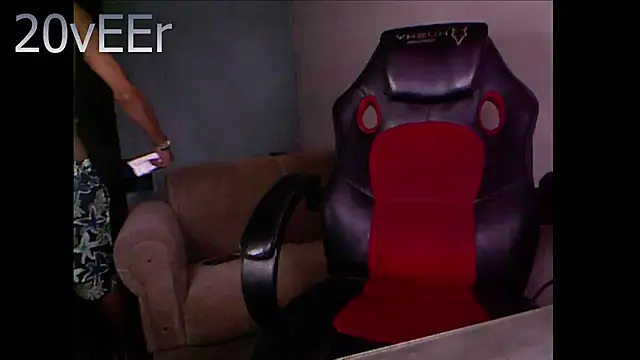 20vEEr online show from November 14, 8:43 pm