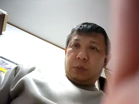 Snapshot of 07YUKIO chatting on December 6, 8:15 am 07YUKIO online show from December 6, 8:15 am