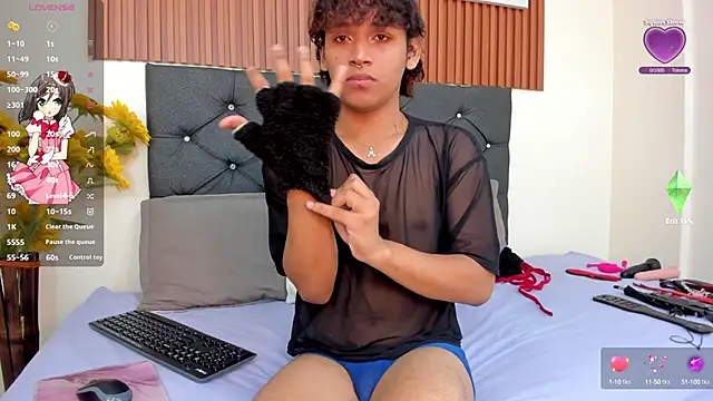 Snapshot of axel_ps chatting on December 17, 3:17 am axel ps online show from December 17, 3:17 am