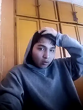 Snapshot of LoganFinds chatting on October 2, 3:49 pm LoganFinds online show from October 2, 3:49 pm