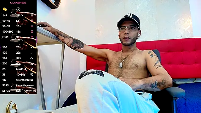 Andrey u92 online show from October 13, 8:15 pm