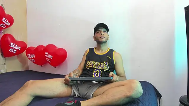 Andrey u92 online show from February 14, 3:43 am