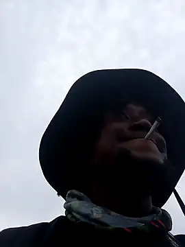 Hentaii001 online show from February 2, 5:42 am