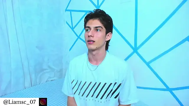 liam scott77 online show from July 22, 1:52 am