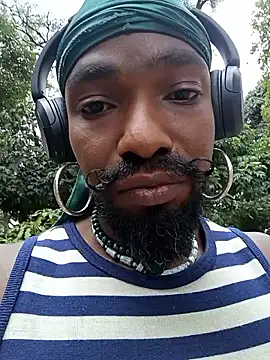 Siriss boyrag online show from September 8, 7:02 pm