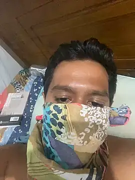 Heavenranger1997 online show from February 13, 9:20 pm