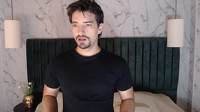 Ian Daviz online show from January 10, 8:37 pm