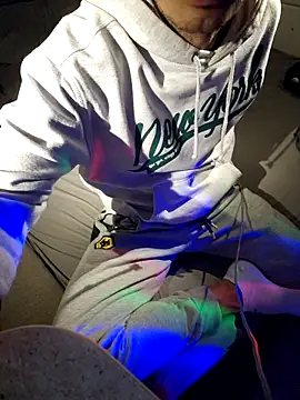 szukam-zony1987 online show from September 26, 11:02 pm