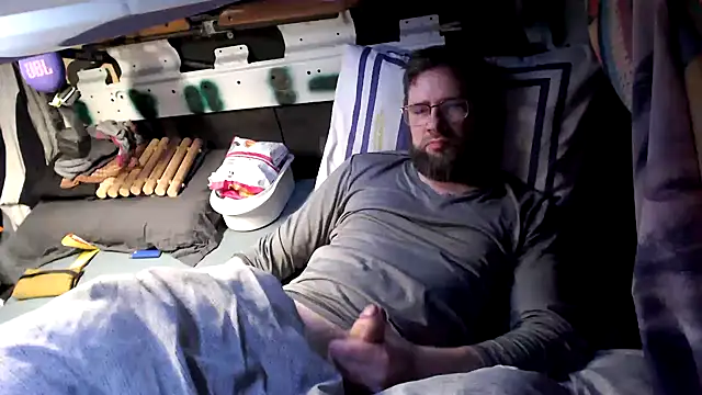 TRebelG online show from February 25, 4:02 am