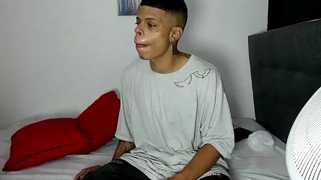 BrandonStond online show from November 22, 3:17 am