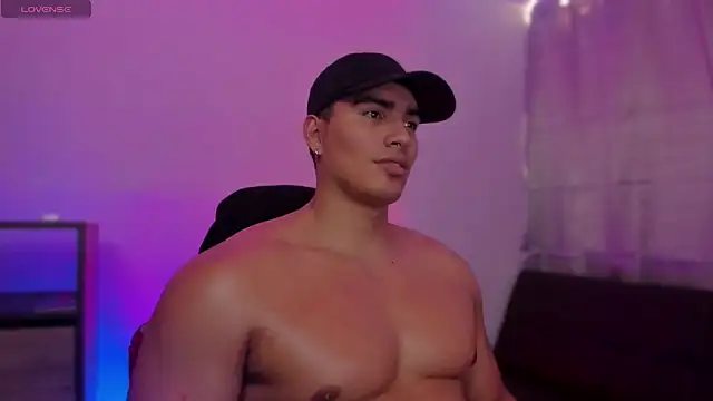 JamesGraay online show from October 14, 1:18 pm