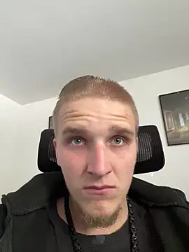 Michaela1222 online show from April 21, 11:27 am