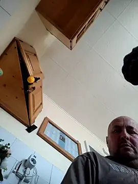 intx800 online show from April 10, 1:40 pm