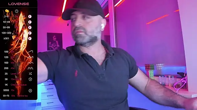 MAGABEAR077 online show from April 18, 7:58 pm