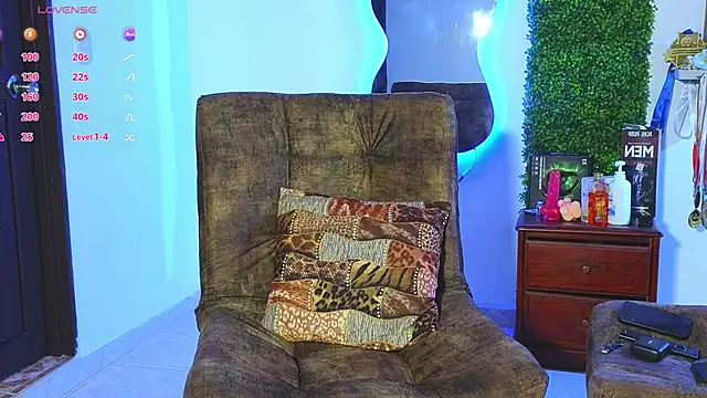 ERIC HARRISON online show from January 4, 9:20 pm