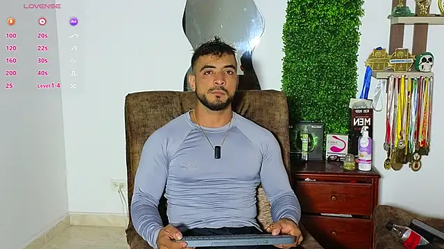 ERIC HARRISON online show from February 21, 10:48 pm