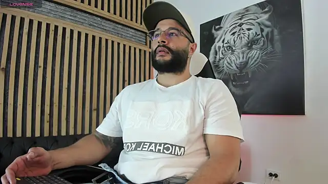 Luke  09 online show from March 8, 11:55 am