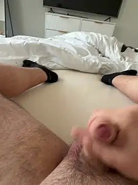 tiou72 online show from April 15, 1:22 pm