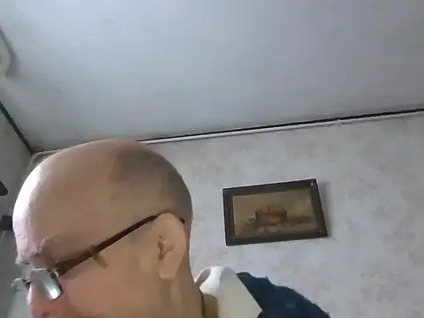 mariusica1xh online show from December 4, 9:05 am