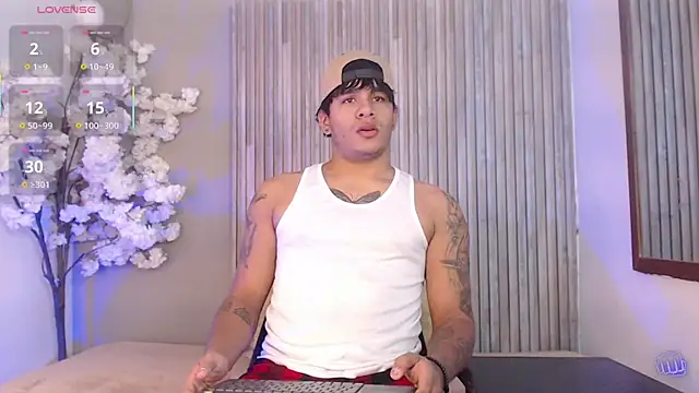 LuciferM Star online show from April 21, 6:52 am